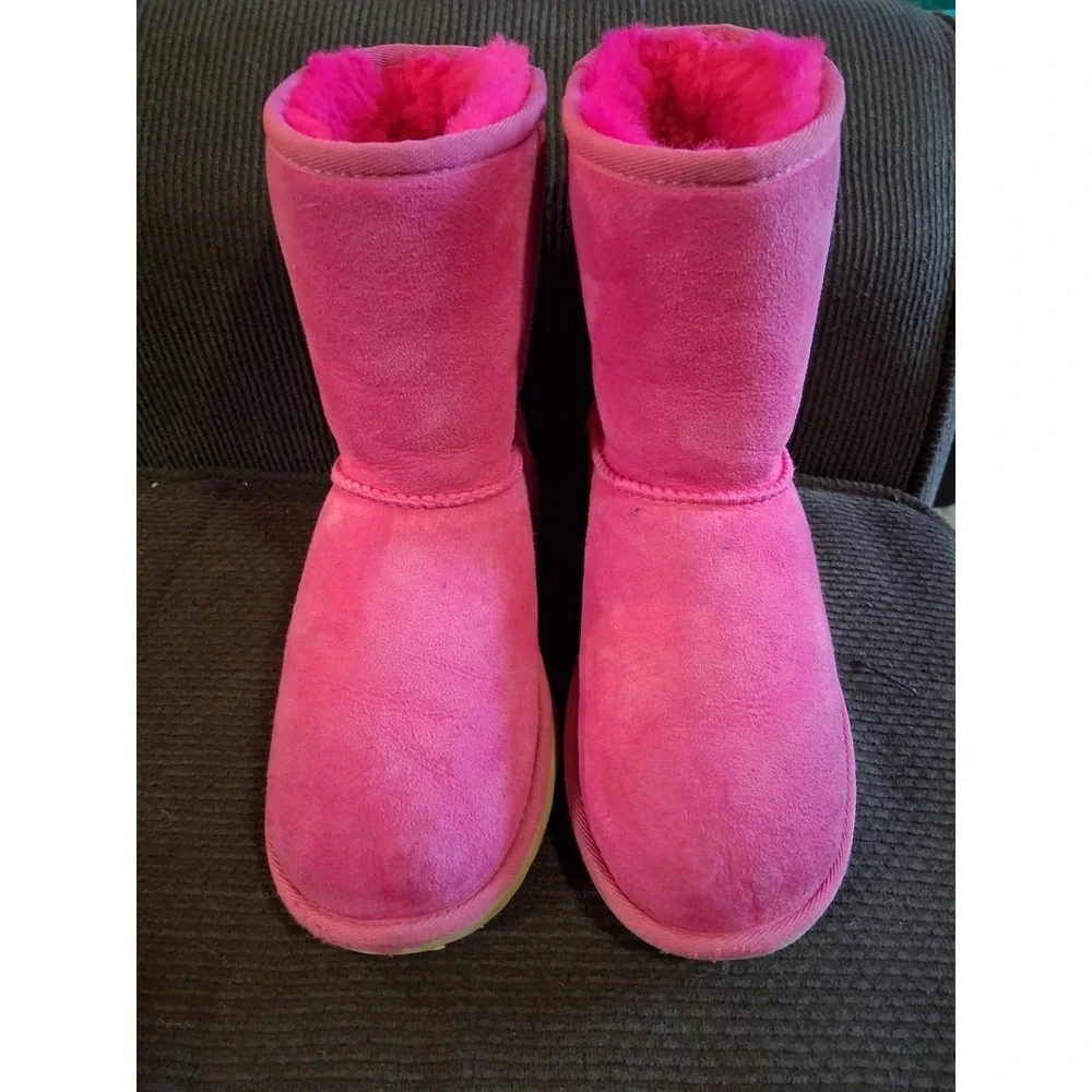 UGG bailey bow